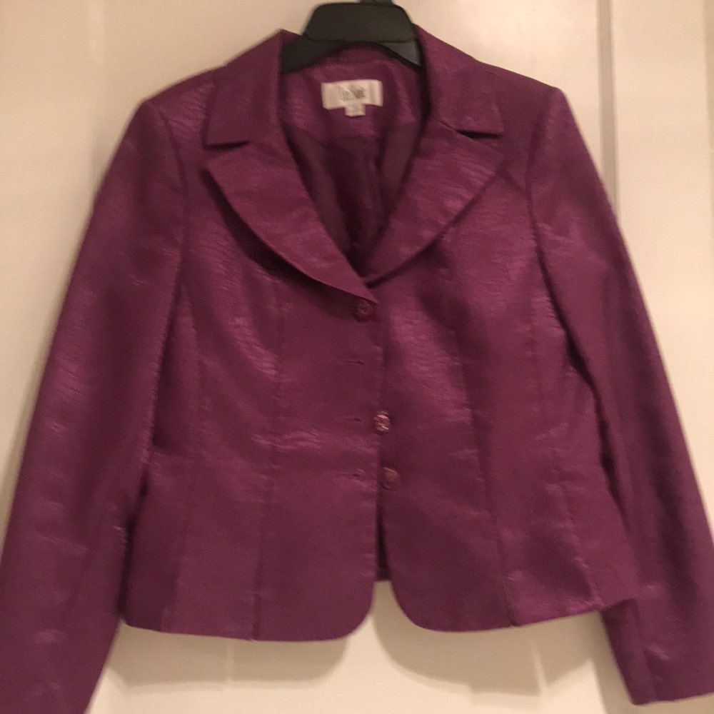 Ladies Purple Size 12 Le Suit Jacket